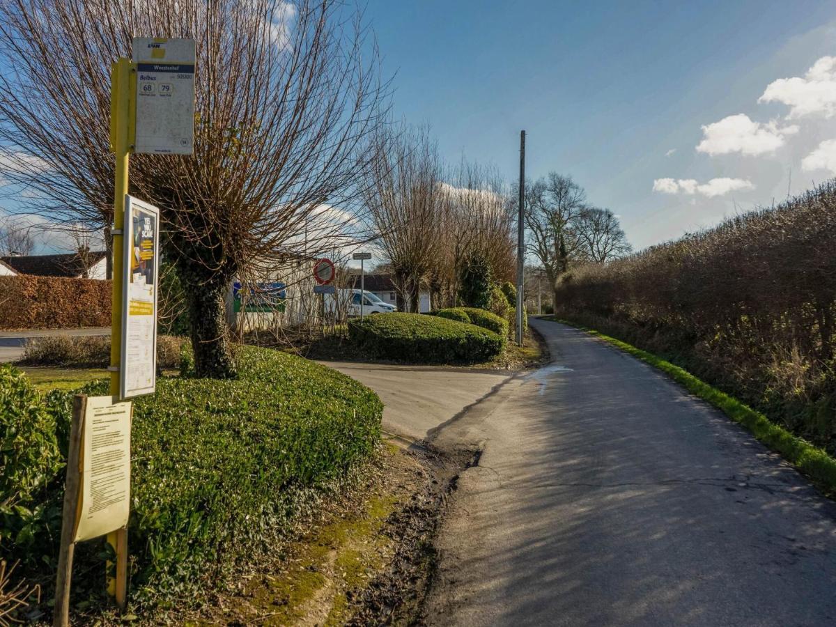 Vakantiehuis Inviting In With Garden Heuvelland